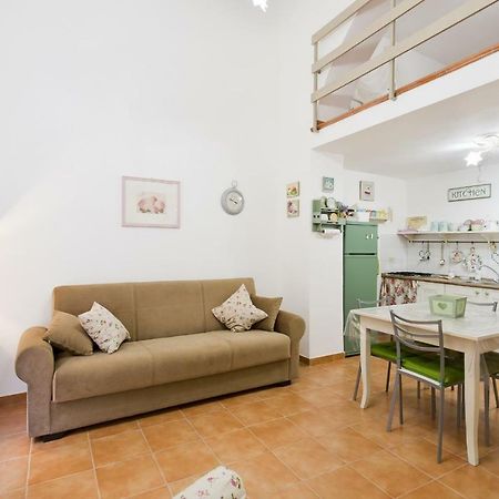 Apartamento Little House Inside Capo'S Market Palermo Exterior foto